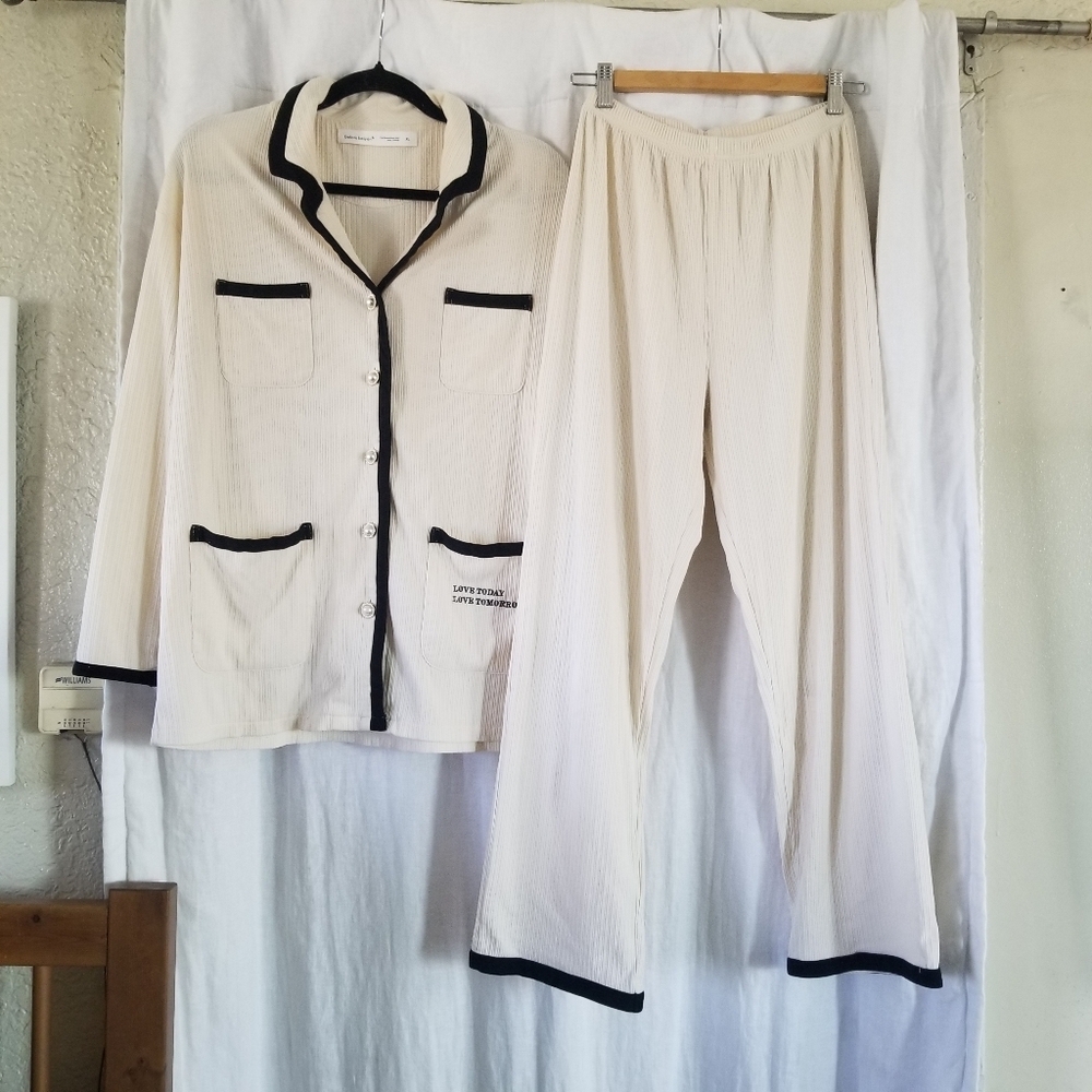 Gelato Beiyan | (2) PJ Set